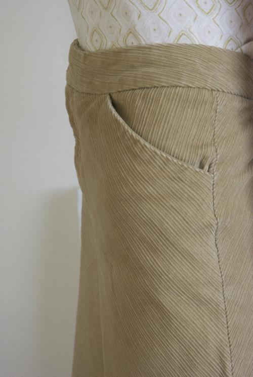 014GSV -Skirt - Light tan -Beige Skirt- GAP Label-Corded fabric Image