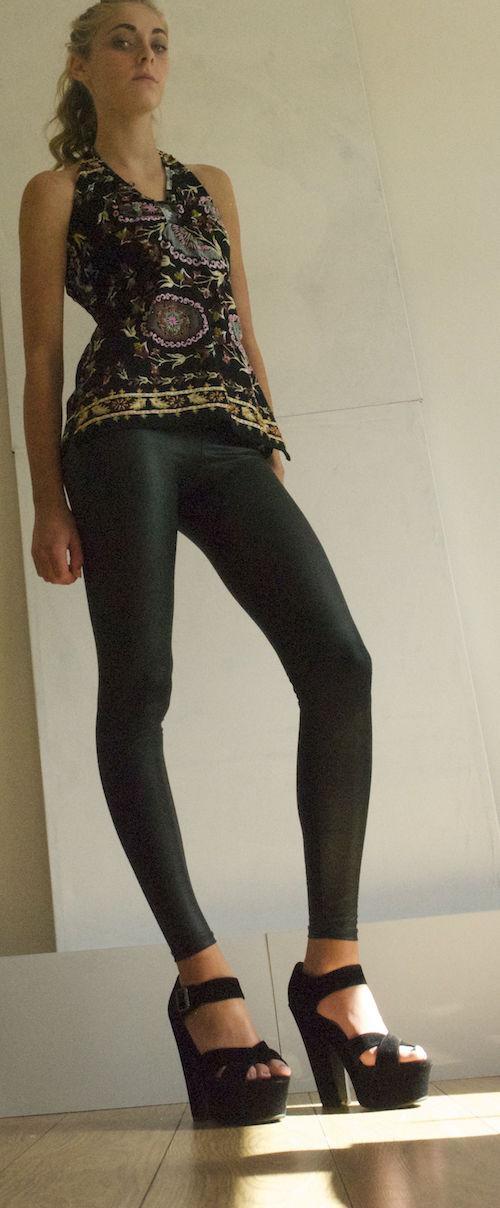 Black leggins size 10 - 12  - slightly  - Wet look  - VAMP  GLAM shop - Vintage 001-GSV                    Image
