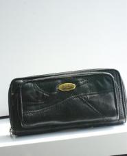 006GSV-BAGS-Black-Purse-logo-London      Designer,small,                  Vintage,vintage handbag  Image